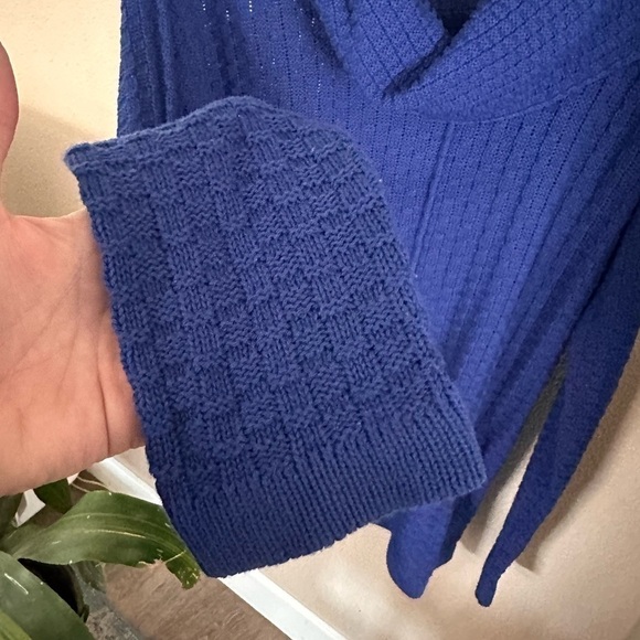 Great northwest indigo sweater - Picture 4 of 7